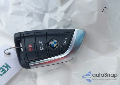 2022 BMW 330I xDrive z USA, uszkodzony, nr VIN 3MW5R7J07N8C54981